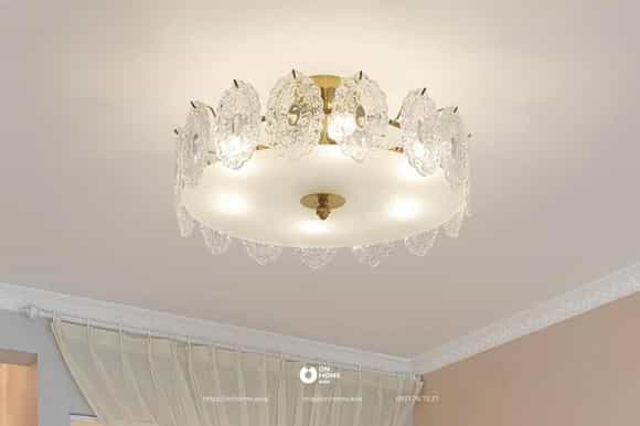 Đèn ốp trần phòng ngủ sang trọng