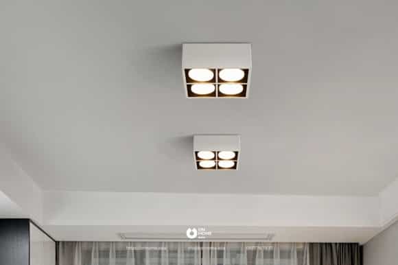 Đèn downlight vuông 4 bóng