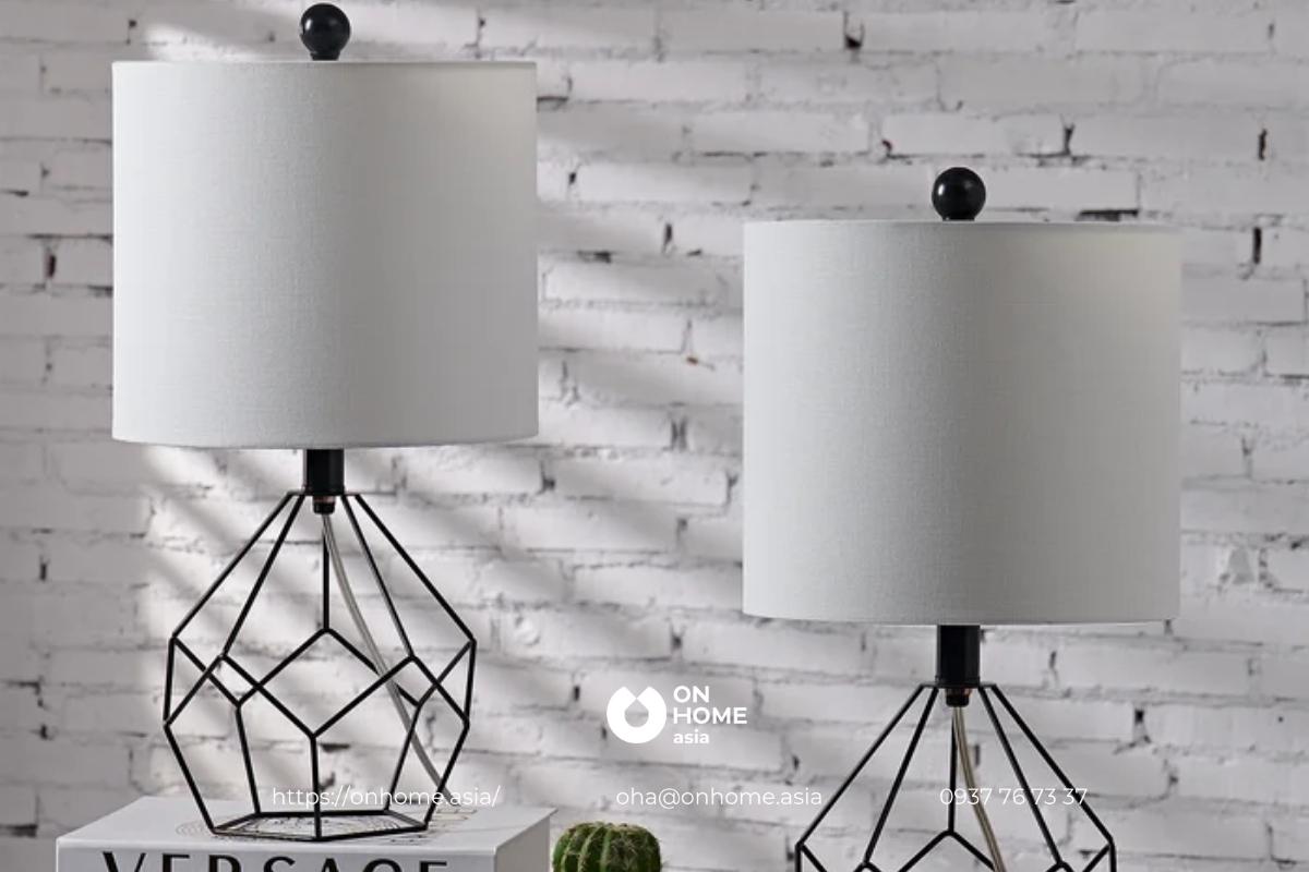 Đèn bàn phòng khách đơn giản mà đẹp