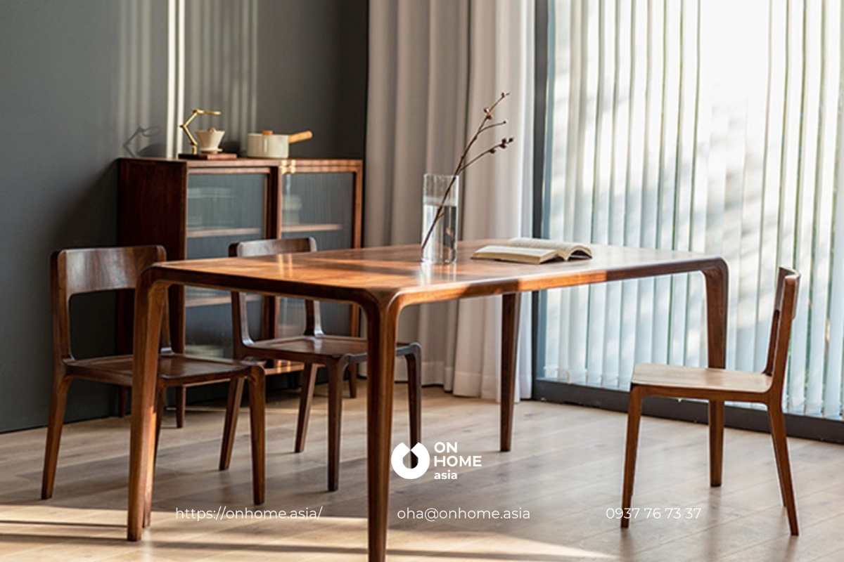 Bàn ăn gỗ Óc Chó nguyên tấm sang trọng