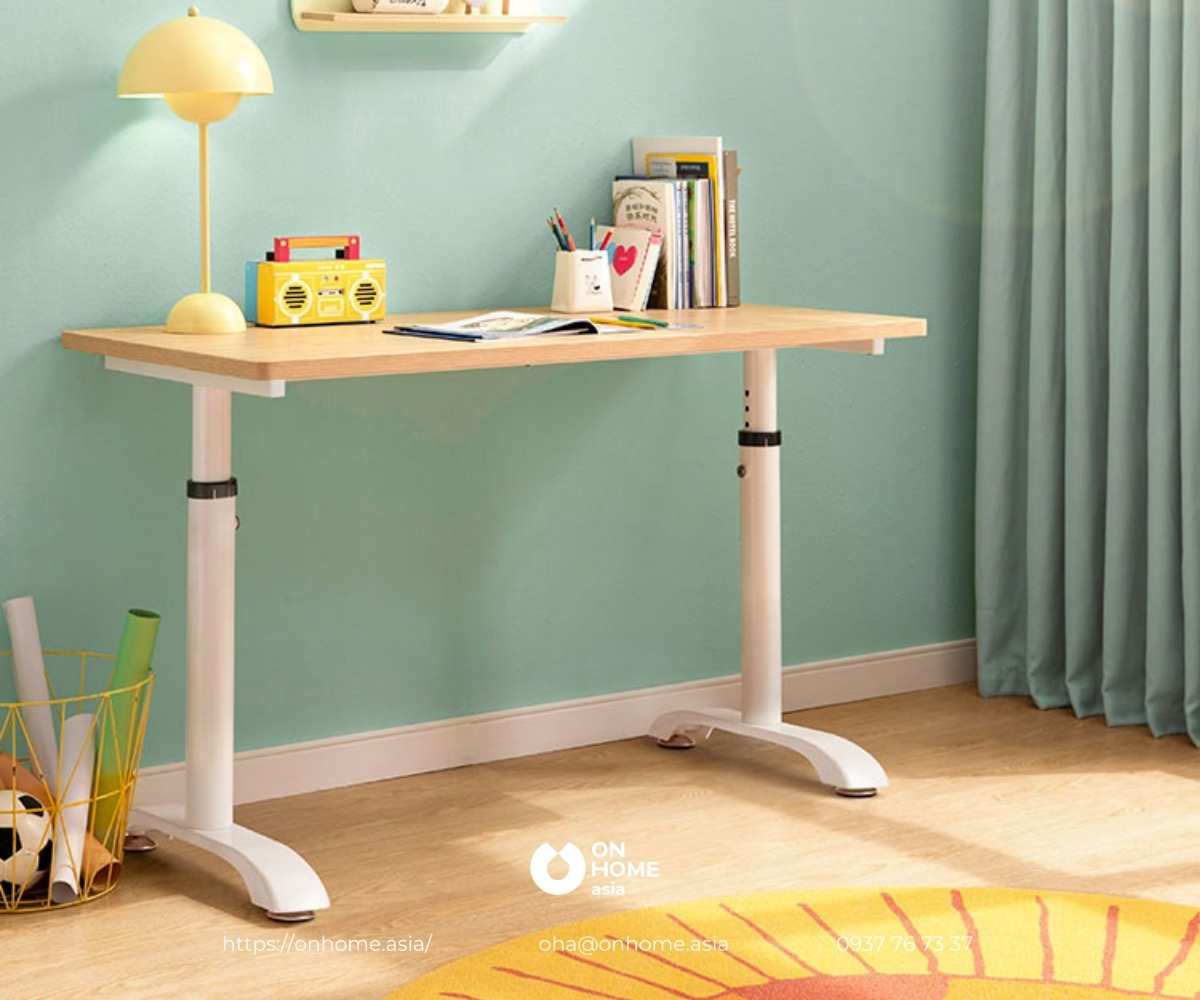 Mẫu bàn học đơn giản cho bé gái