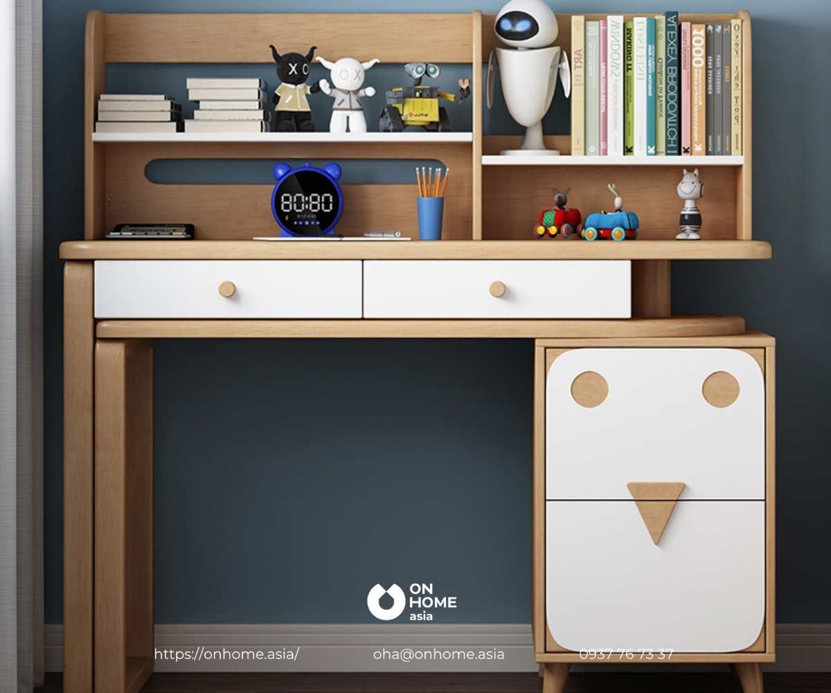 Bàn học thông minh cho bé trai