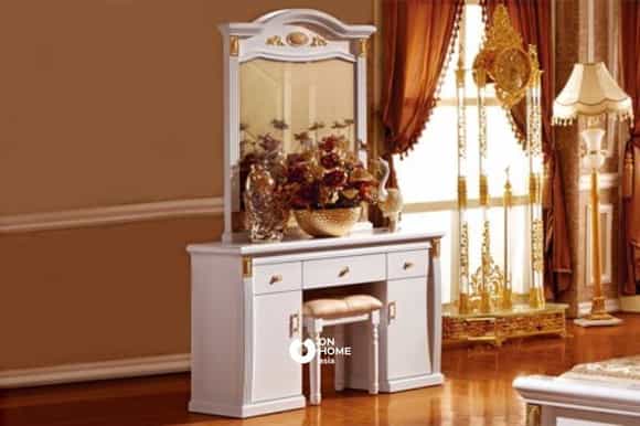 Bàn trang điểm kiểu cổ điển