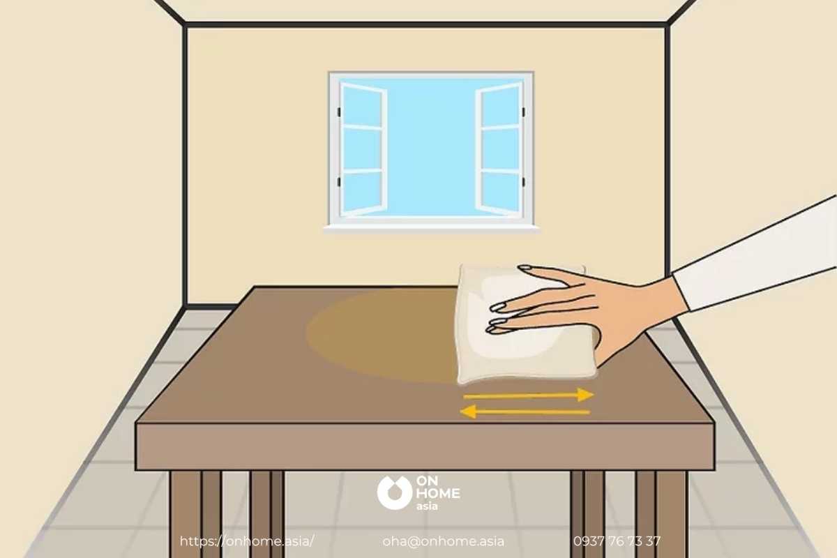 Phủ sáp lên đồ nội thất gỗ