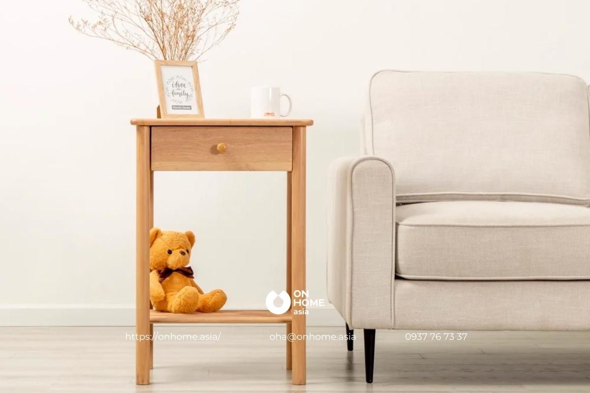 Tab đầu giường Ruby