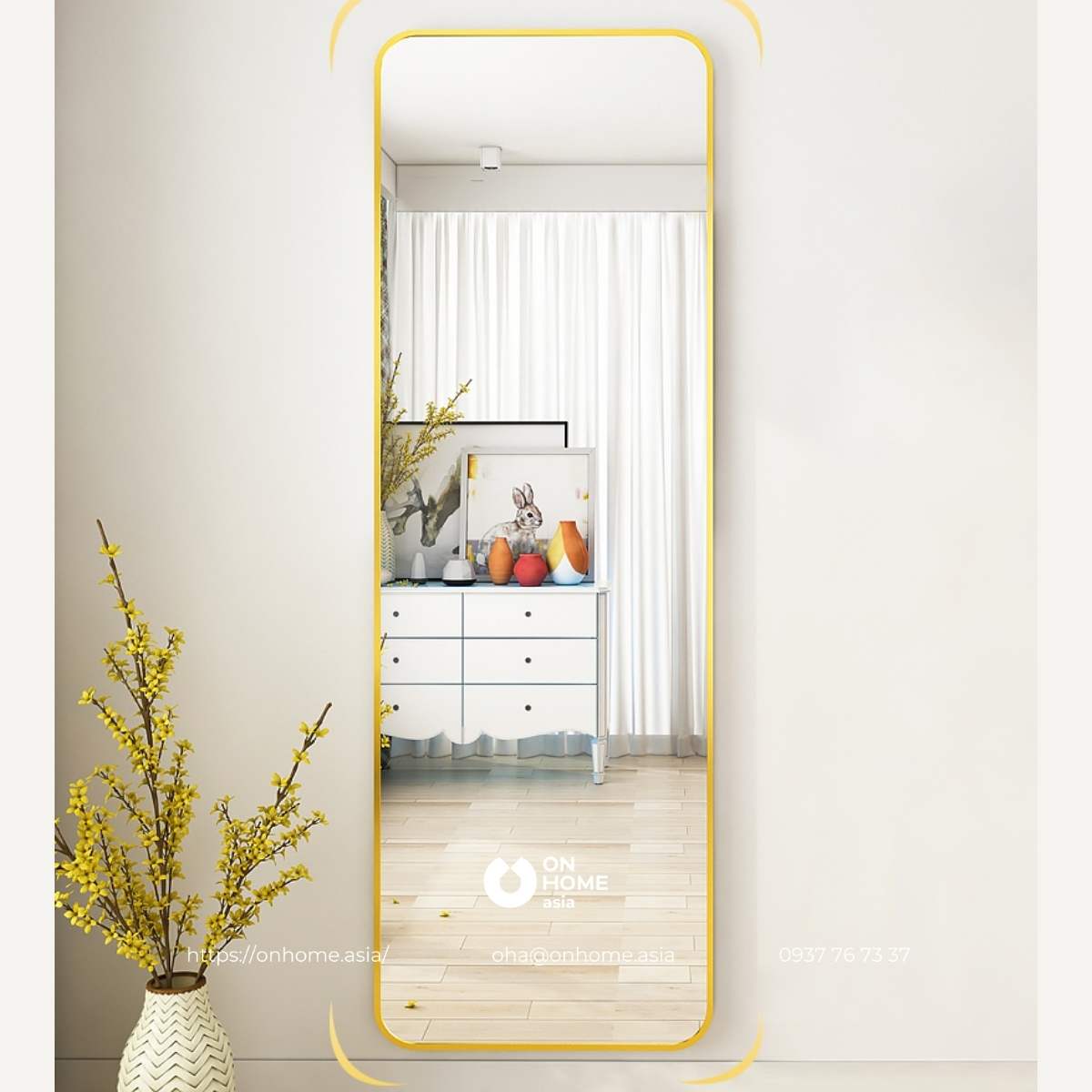 Gương treo tường khung kim loại cao cấp nhập khẩu