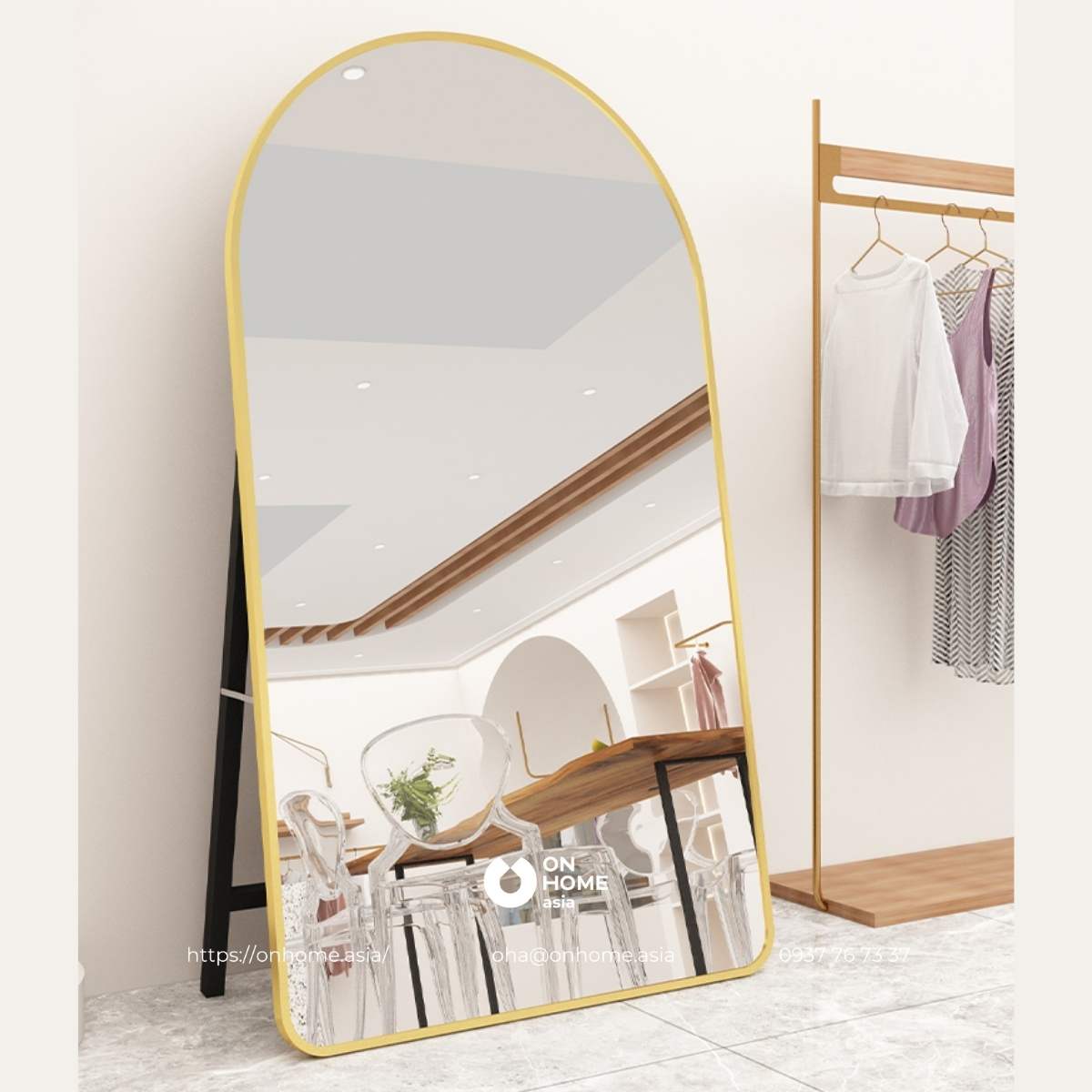 Gương soi toàn thân có chân khung kim loại cao cấp
