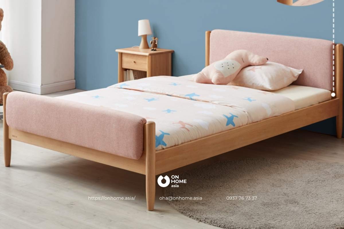 Giường gỗ màu nâu đơn giản cho bé trai 12 tuổi