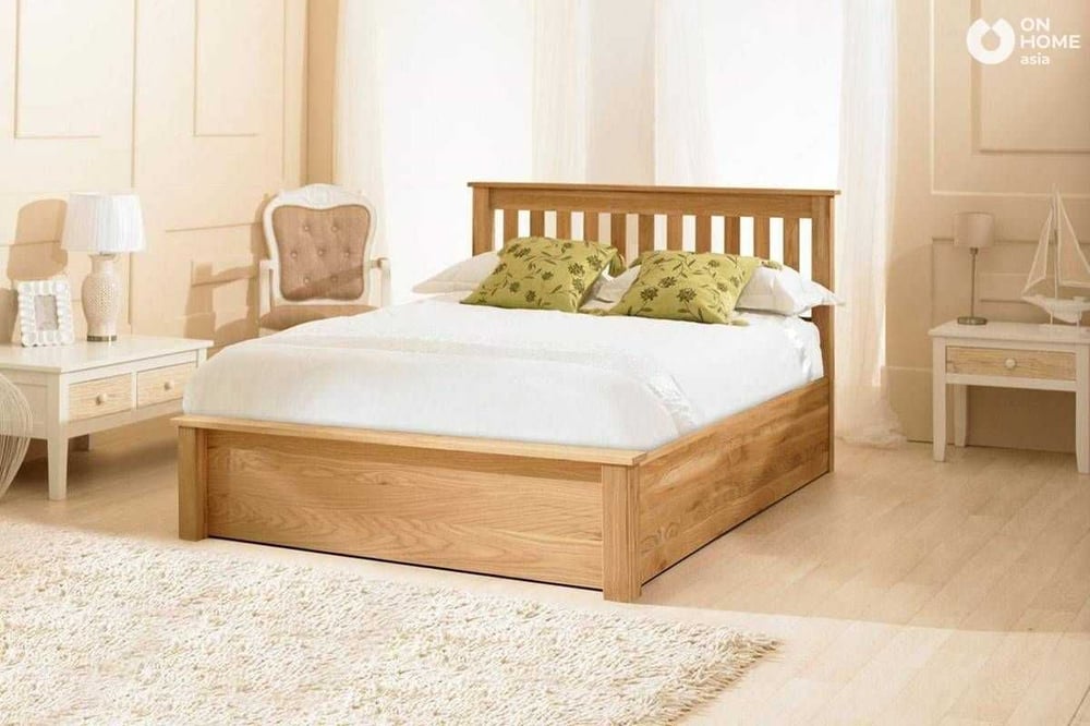 Giường ngủ làm từ gỗ tự nhiên có độ bền cao