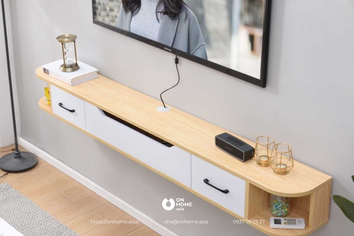 Kệ treo tường bằng gỗ công nghiệp đơn giản