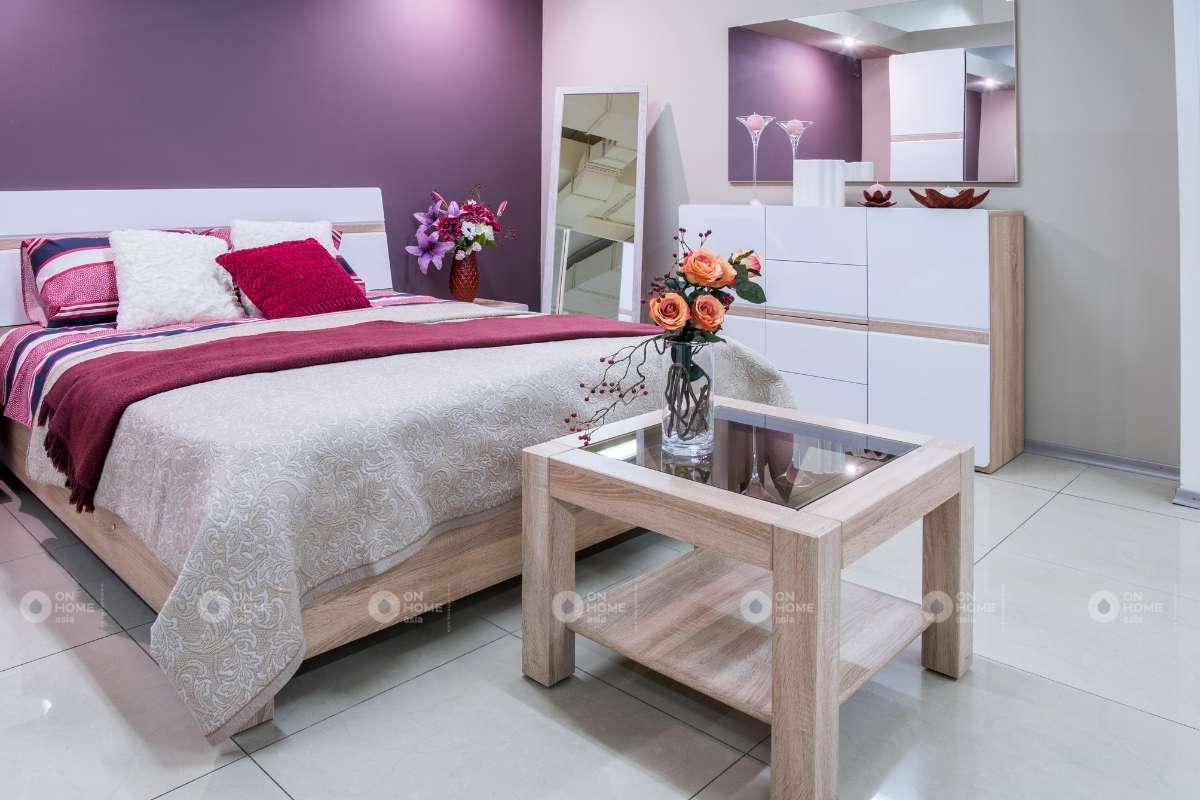 Sơn tường phòng ngủ bằng màu tím nhẹ nhàng