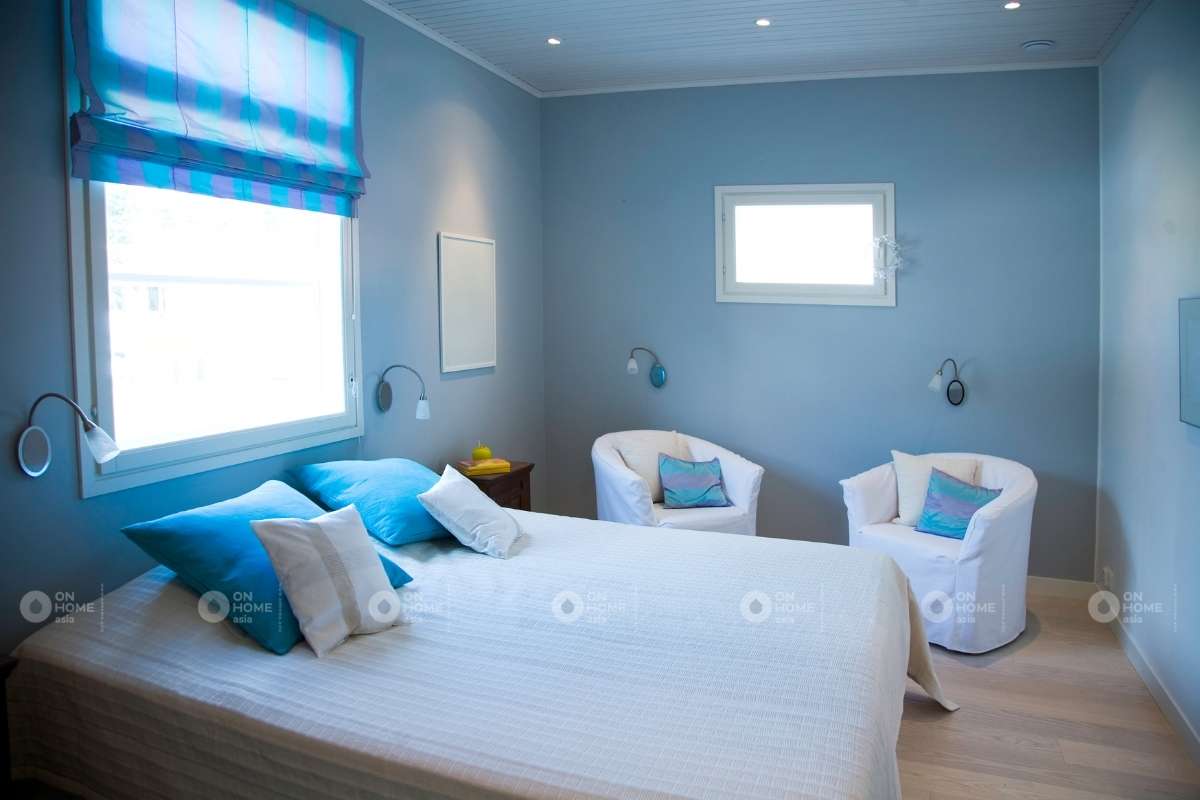 Tường phòng ngủ màu xanh dương nhạt
