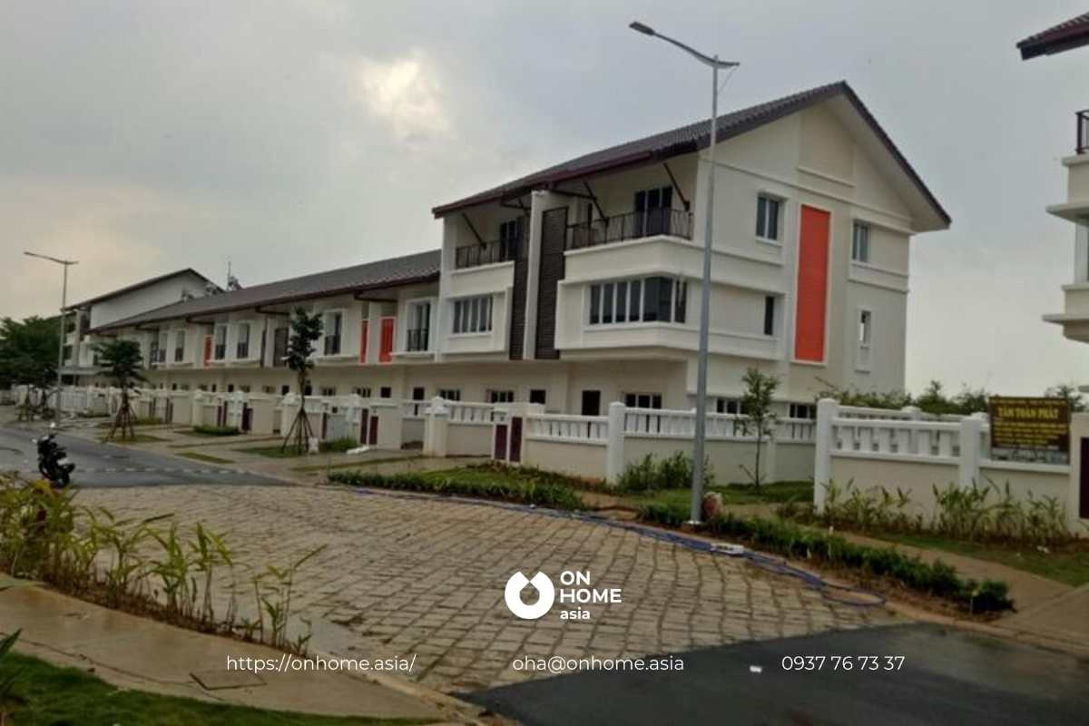 Tiến độ xây dựng nhà phố EcoLakes Bình Dương