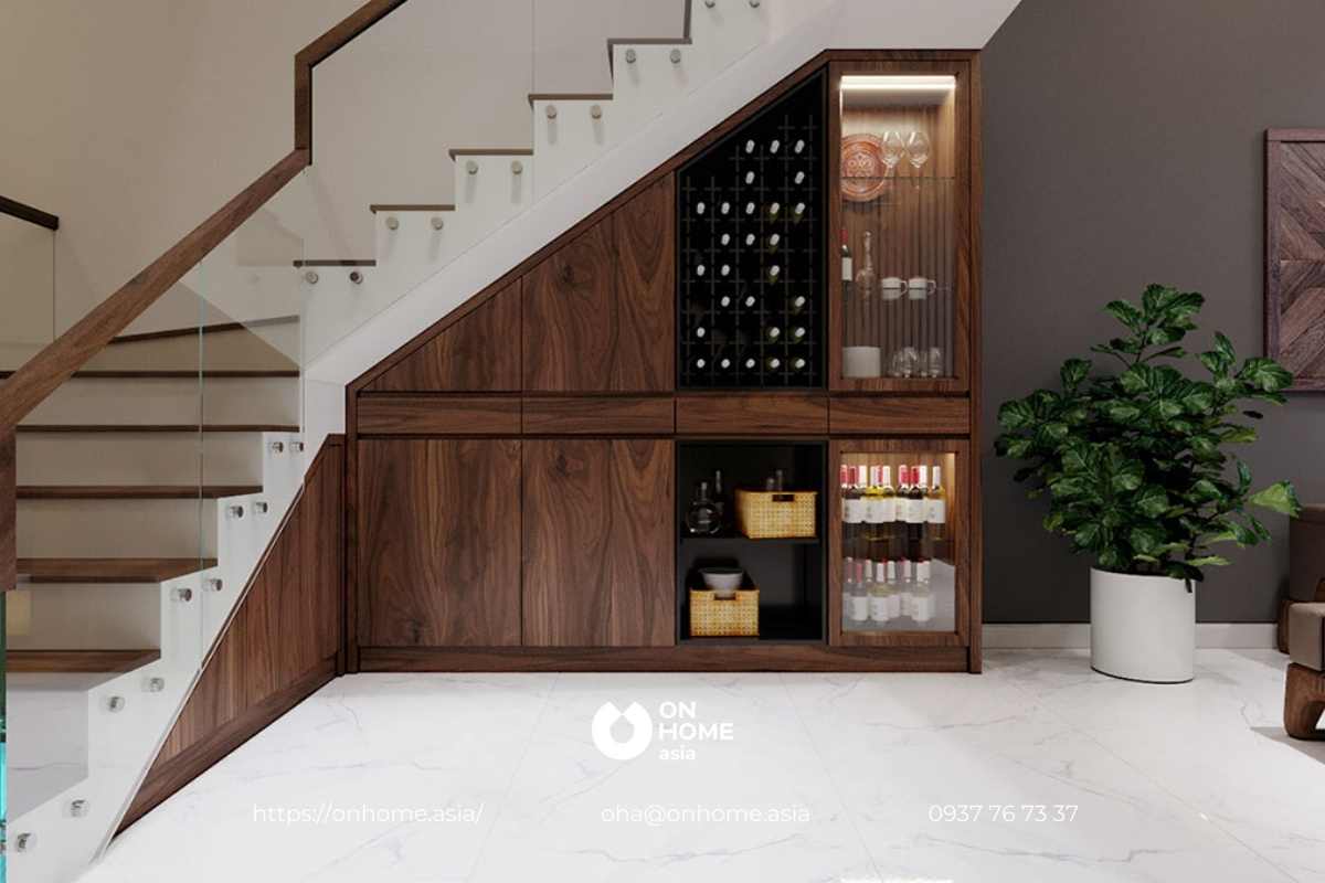 Tủ rượu âm tường dưới chân cầu thang