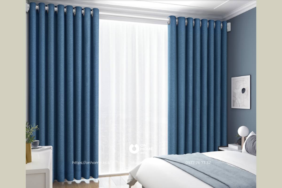 Rèm cửa sổ phòng ngủ màu xanh đẹp