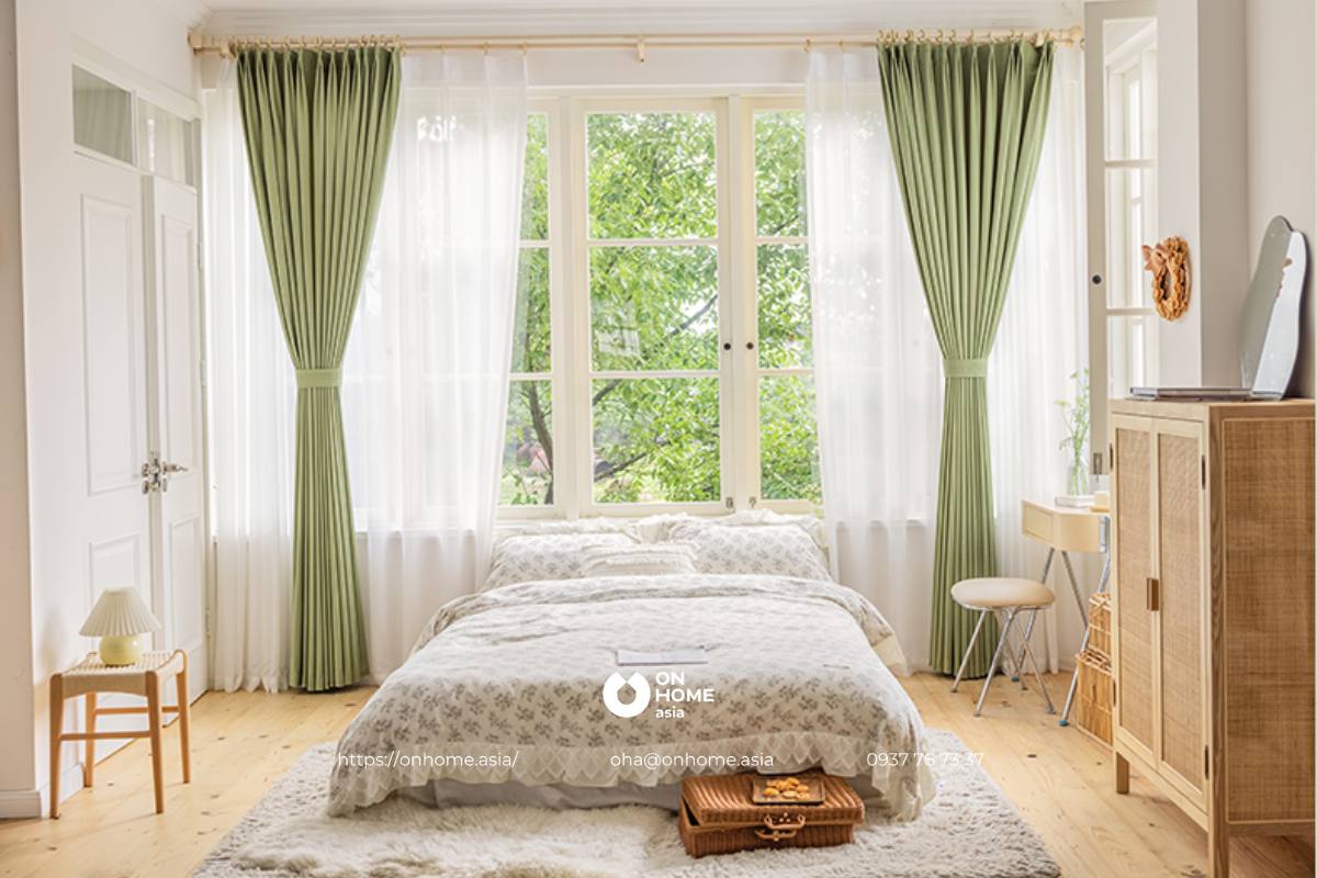 Rèm cửa phòng ngủ màu xanh lá cực trendy