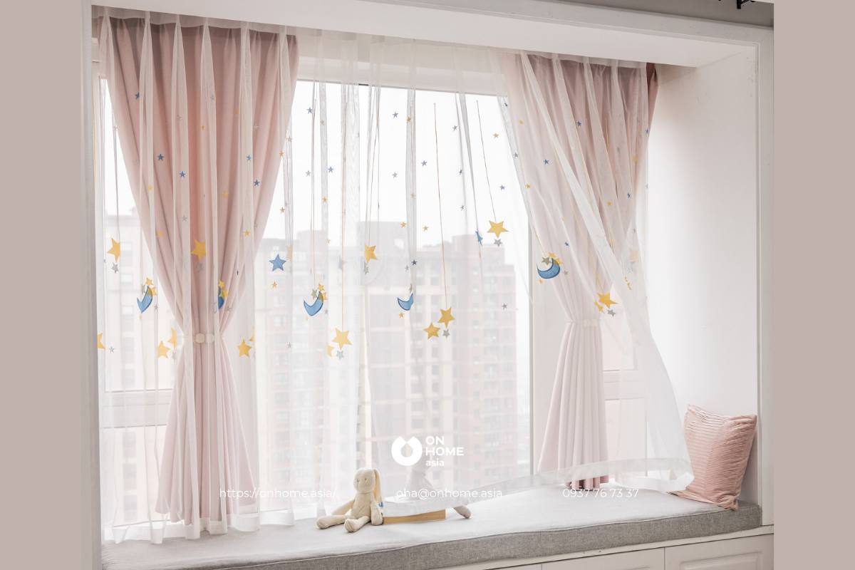 Rèm cửa sổ phòng ngủ bé gái đẹp, dễ thương