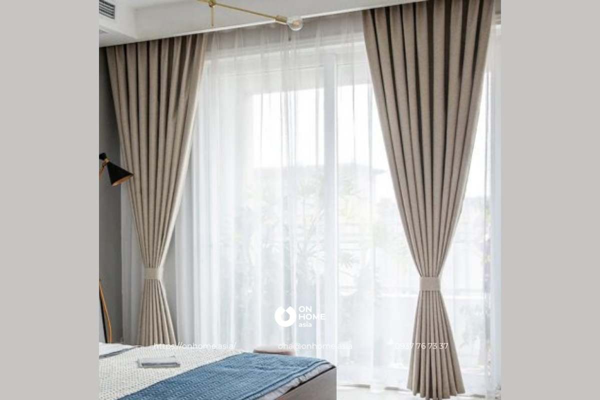 Rèm gấm trang trí phòng ngủ
