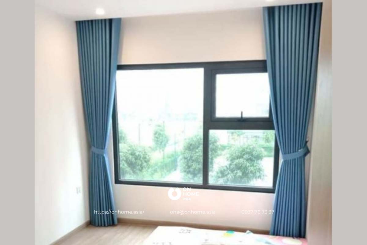 Rèm cửa sổ phòng ngủ màu xanh da trời