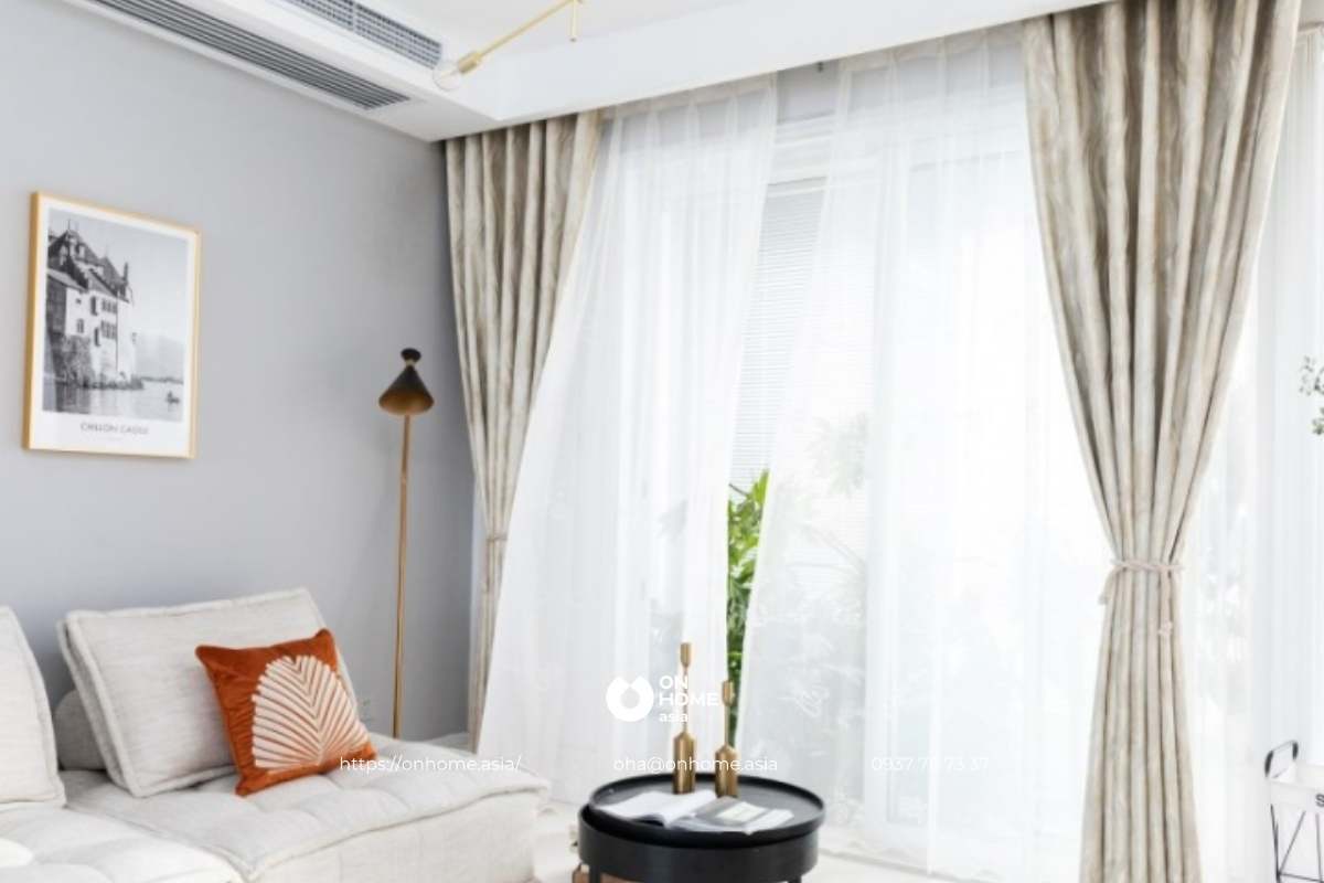 Rèm cửa phòng ngủ chất liệu gấm cao cấp
