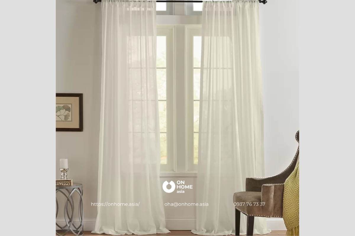 Rèm vải voan phòng khách màu be