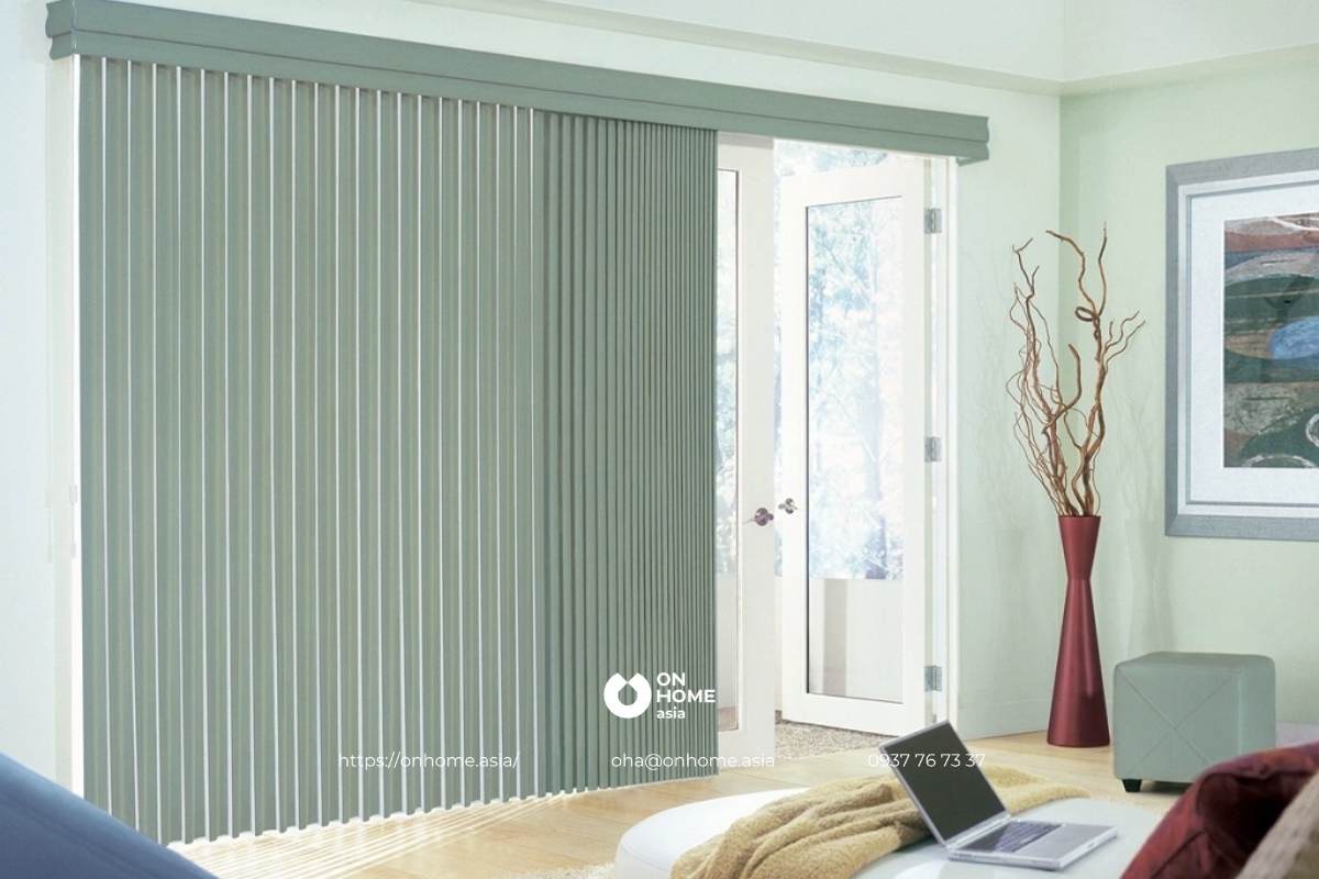 Rèm lá phòng khách đơn giản mà đẹp