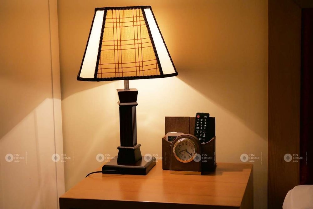 Đèn để bàn phòng ngủ