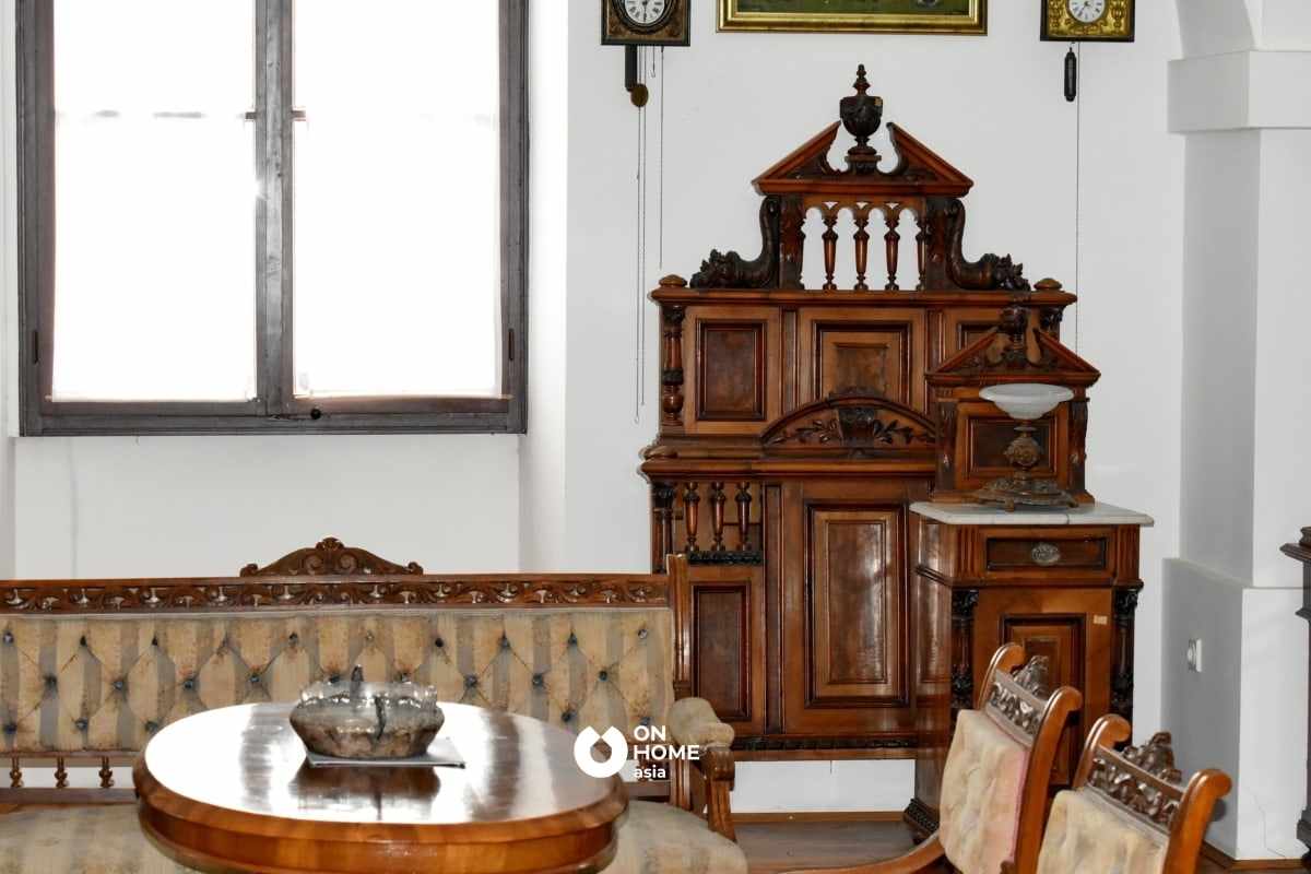 Nội thất từ gỗ Gụ sang trọng