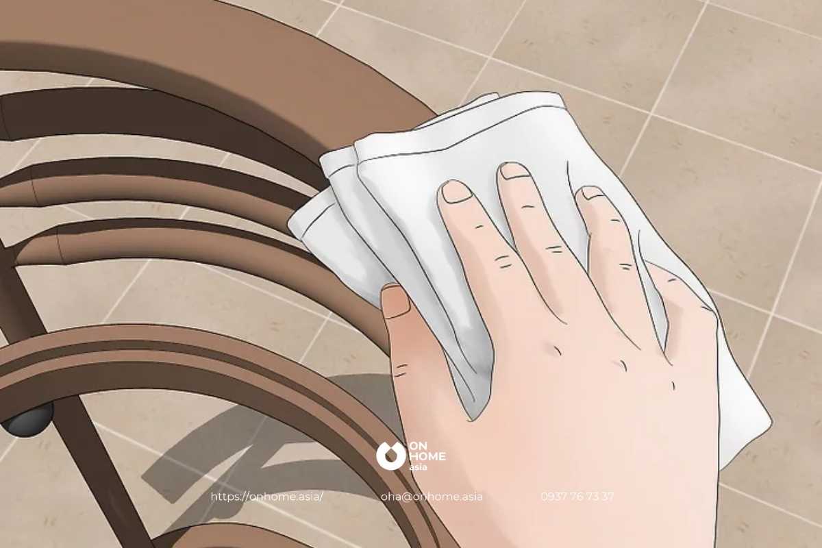 Lau đồ nội thất