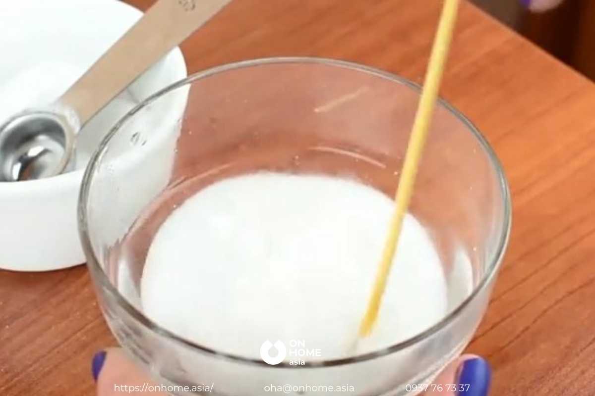 tạo hỗn hợp baking soda