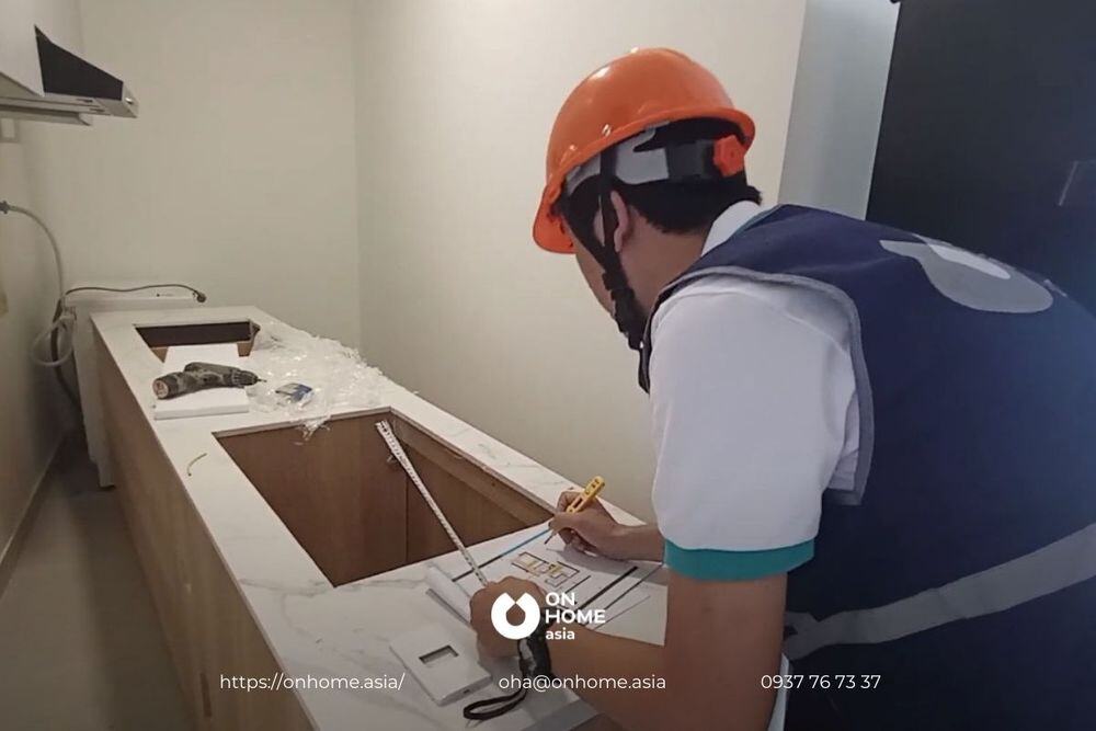 Kiểm tra lại các đồ nội thất đã được thi công và lắp đặt hoàn chỉnh