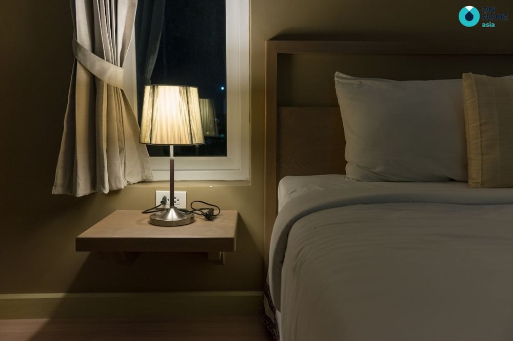 Bố trí đèn ngủ giúp cung cấp ánh sáng cần thiết cho phòng ngủ