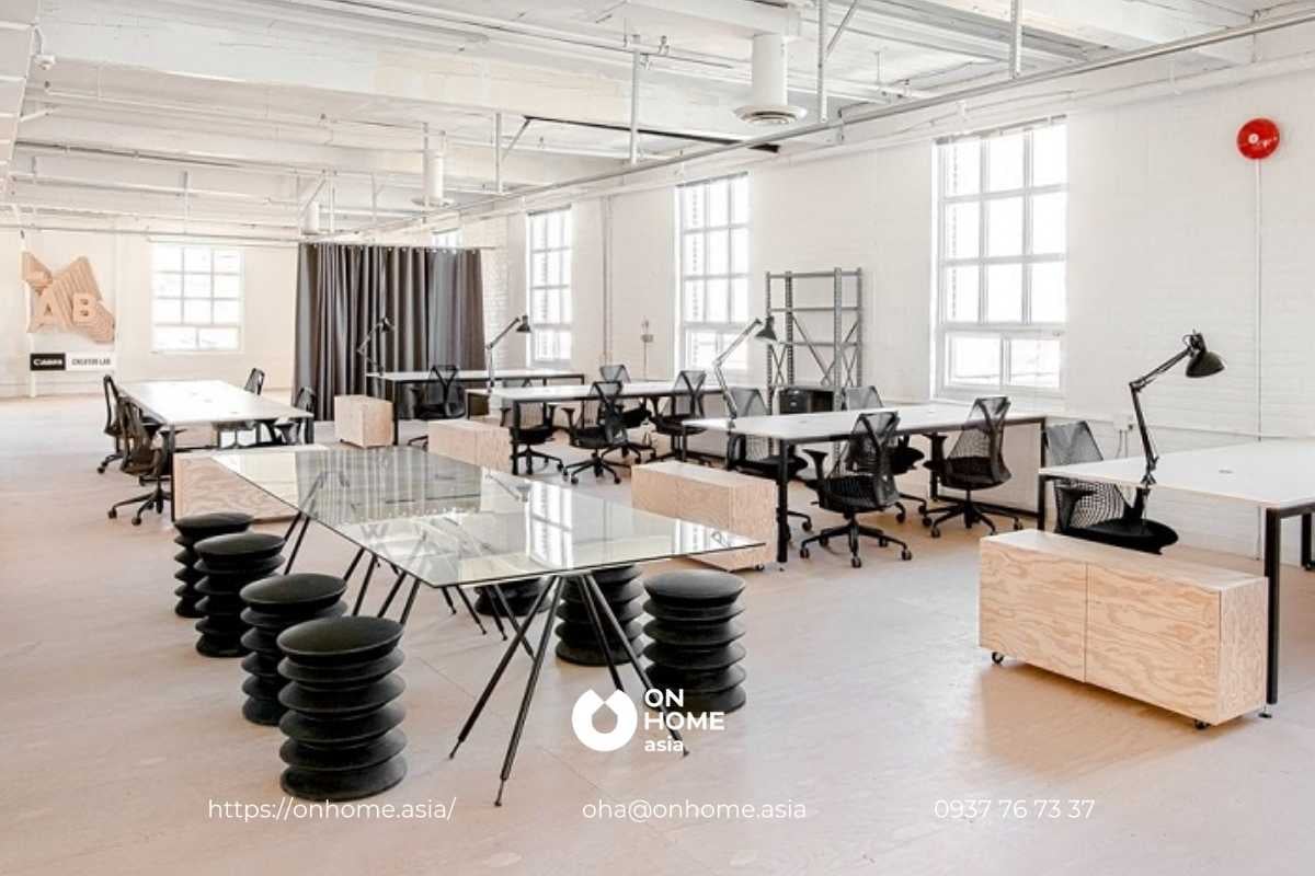 Thiết kế nội thất văn phòng phong cách tối giản